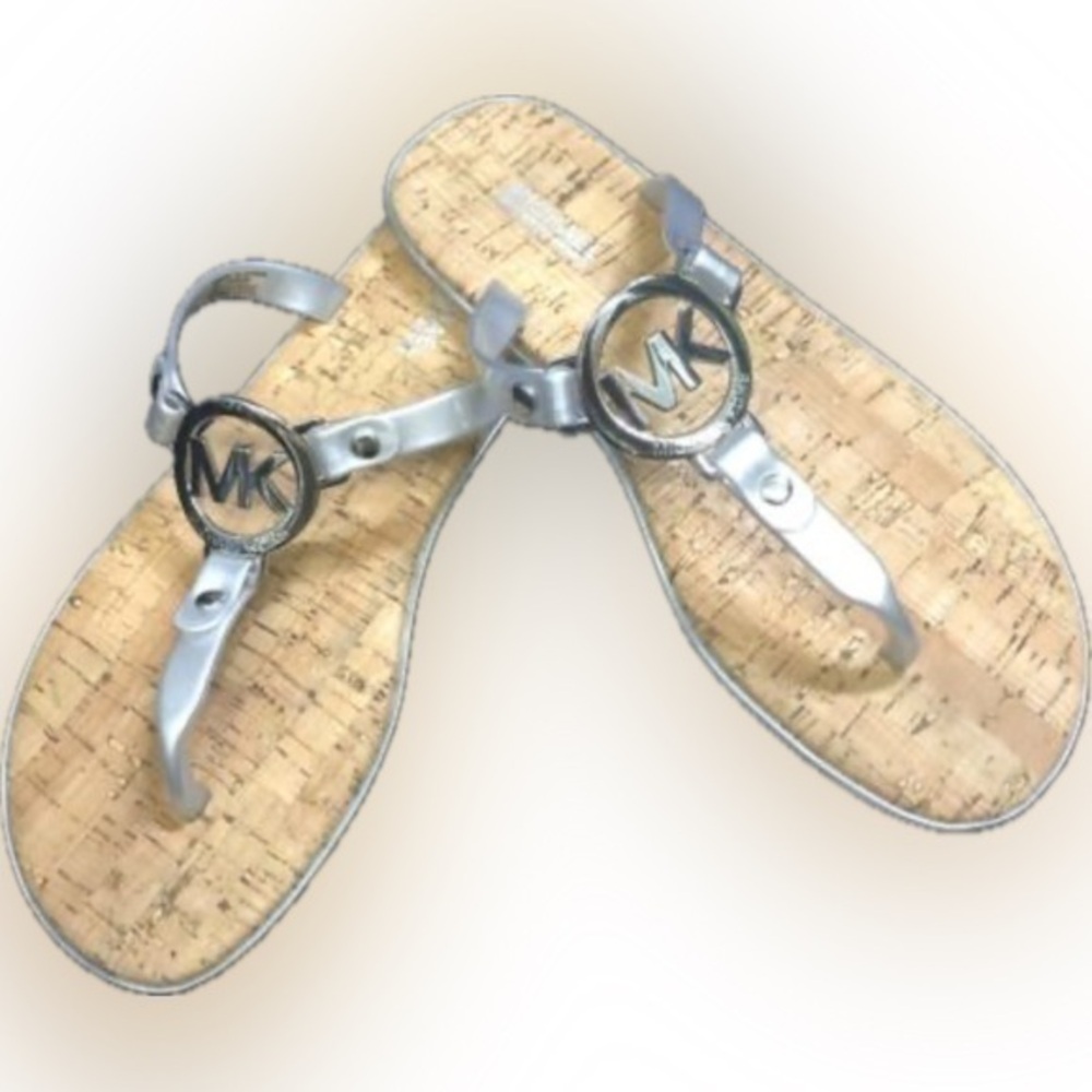 Michael Kors Rubber and Cork Flip Flops in Silver size 6